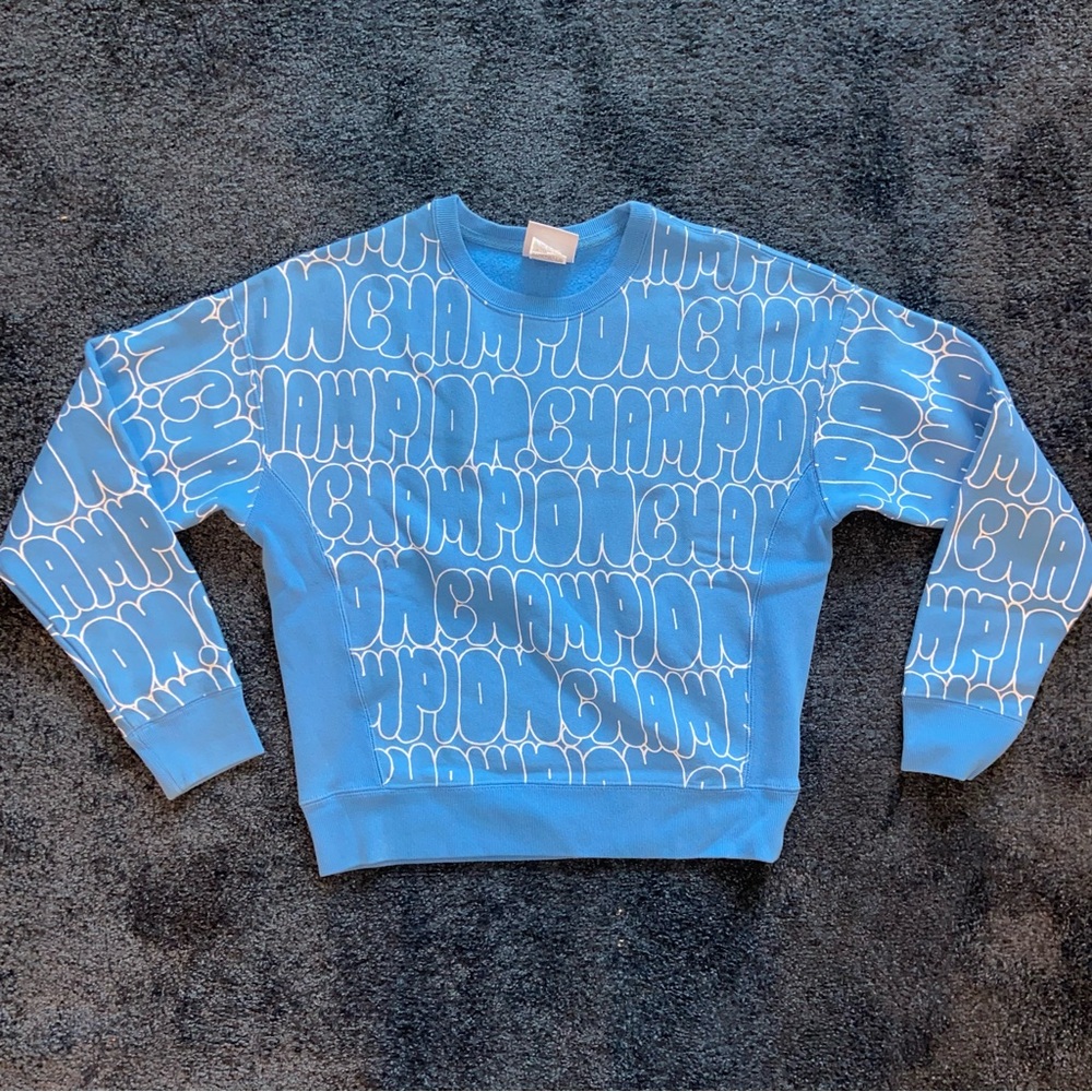 Champion Sweatshirt - Like New!